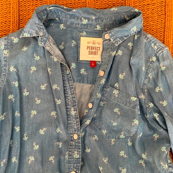 Chambray button down - Picture 4 of 4
